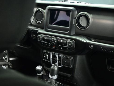 Used 2023 Jeep Wrangler Sport S image 62