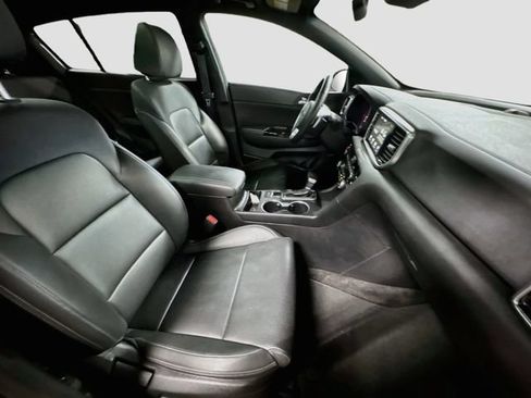 Used 2022 Kia Sportage Nightfall Edition w/ Nighfall AWD Premium Package image 27