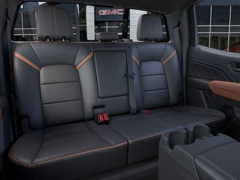 New 2026 GMC Canyon AT4 w/ AT4 Premium Package AWD/4WD image 17