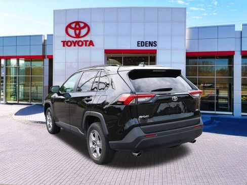 Certified 2025 Toyota RAV4 XLE FWD image 7