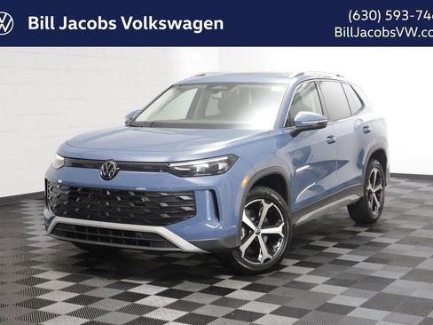 New 2026 Volkswagen Tiguan SE image 1