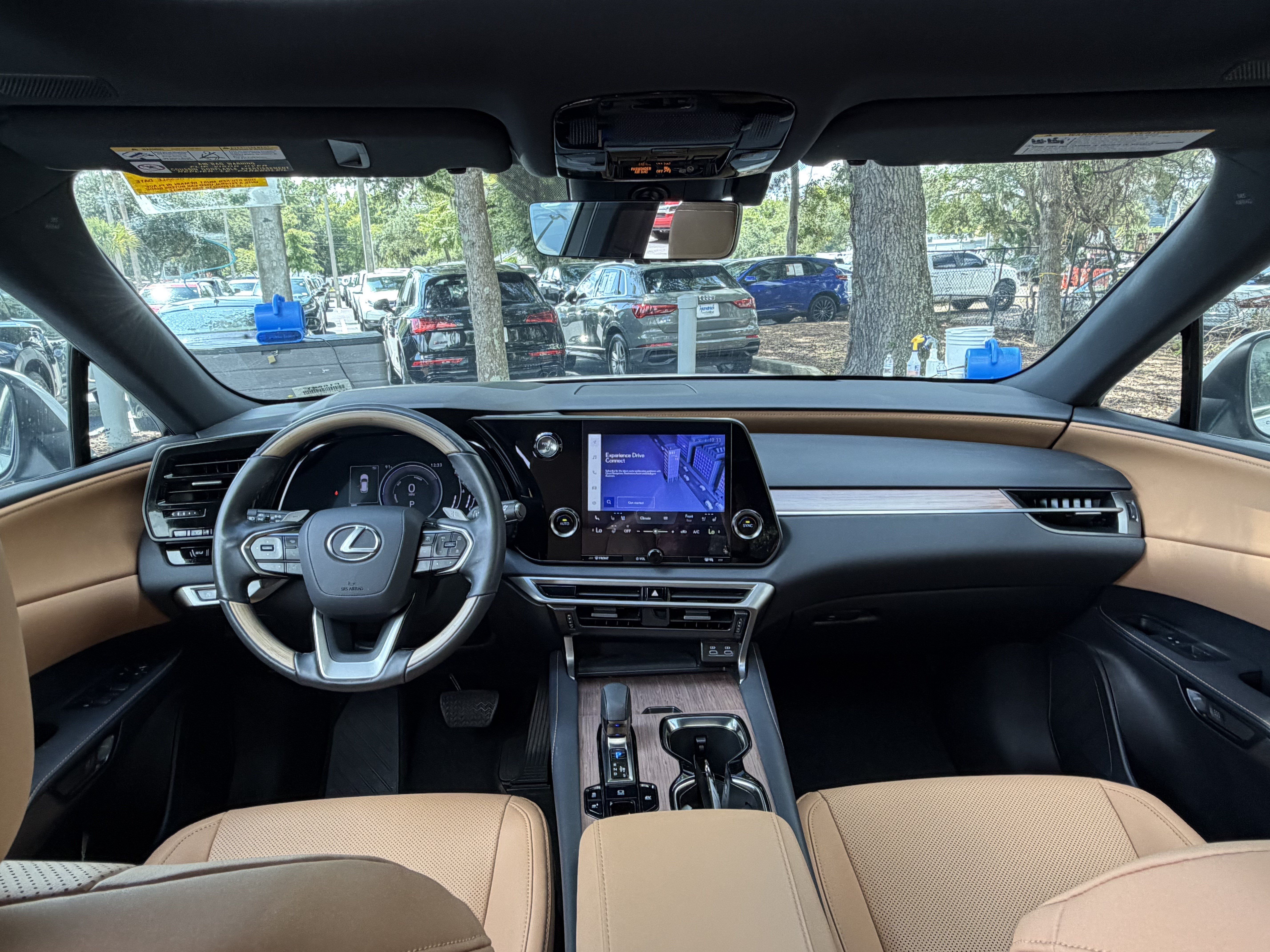 Used 2023 Lexus RX 350h w/ Accessory Package (2T) AWD/4WD image 34