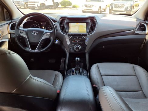 Used 2017 Hyundai Santa Fe Sport FWD image 18