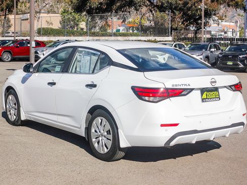 Used 2024 Nissan Sentra S image 8