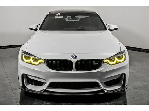 Used 2018 BMW M3 RWD image 4