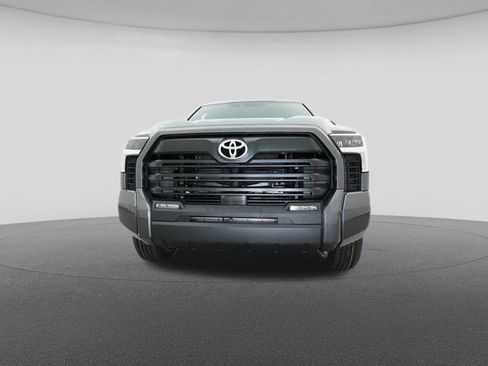 New 2025 Toyota Tundra SR5 AWD/4WD image 31