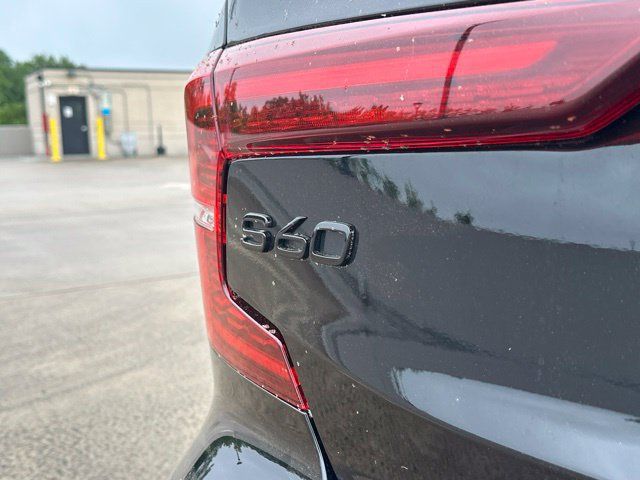 Certified 2024 Volvo S60 B5 Plus w/ Climate Package AWD/4WD image 37