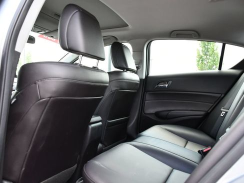 Used 2017 Acura ILX FWD image 24