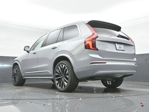 New 2026 Volvo XC90 B6 Plus w/ Protection Package Premier image 43