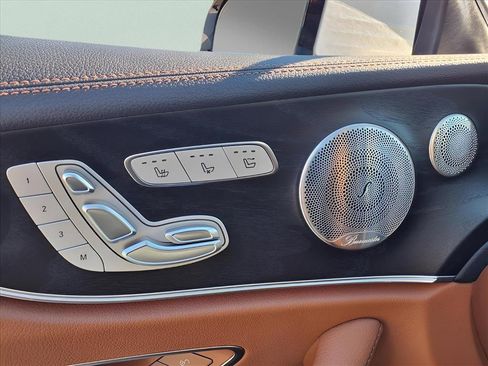 Used 2023 Mercedes-Benz E 450 Cabriolet image 22