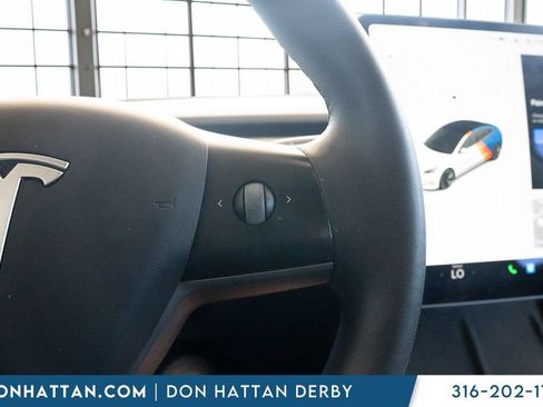 Used 2021 Tesla Model 3 Standard Range Plus RWD image 8