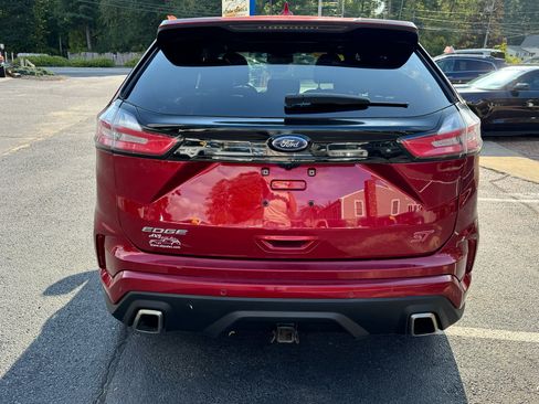Used 2019 Ford Edge ST w/ Convenience Package image 8