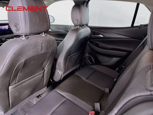 Used 2024 Buick Encore GX Preferred FWD image 31