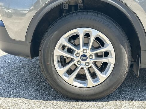 Used 2020 Ford Escape SE FWD image 18