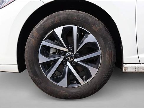 Used 2025 Volkswagen Jetta S FWD image 9