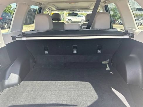 Used 2016 Subaru Forester 2.5i Limited AWD/4WD image 10