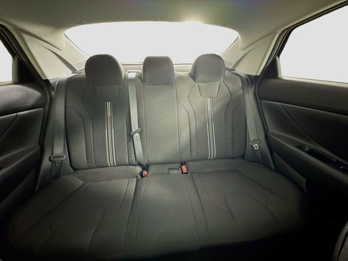 Certified 2023 Hyundai Elantra SEL image 34