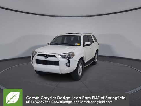 Used 2018 Toyota 4Runner SR5 RWD image 6