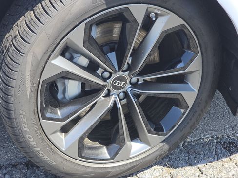 New 2026 Audi Q7 3.0T Premium Plus image 15