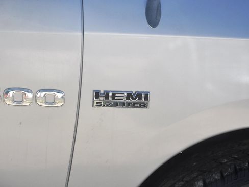 Used 2012 RAM 1500 Big Horn w/ Remote Start & Security Group RWD image 17