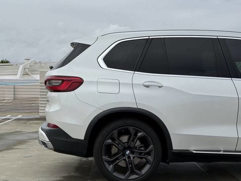 Used 2019 BMW X5 xDrive40i w/ Premium Package 2 AWD/4WD image 6