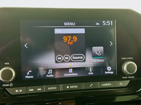 Used 2023 Nissan Pathfinder SV w/ SV Premium Package AWD/4WD image 21