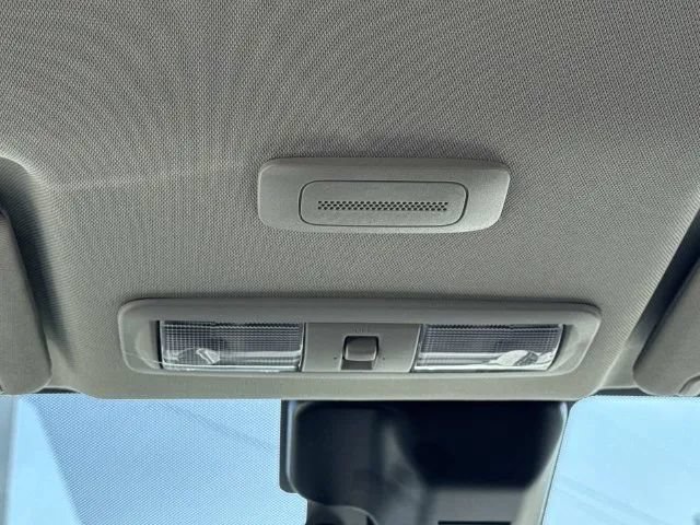 New 2027 Nissan Frontier SV RWD image 18