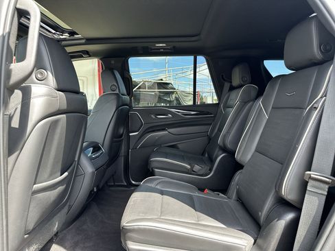 Used 2022 Cadillac Escalade Sport w/ Touring Package image 25