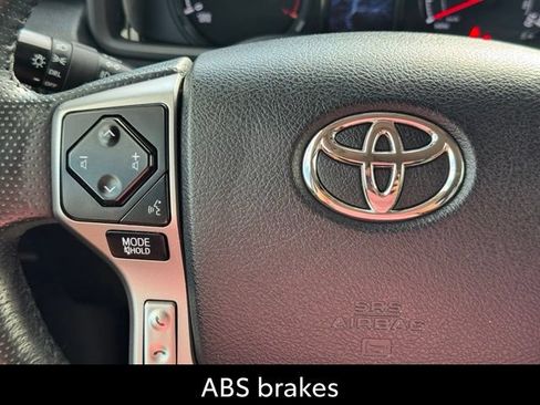 Used 2023 Toyota 4Runner SR5 Premium w/ Moonroof Package AWD/4WD image 27