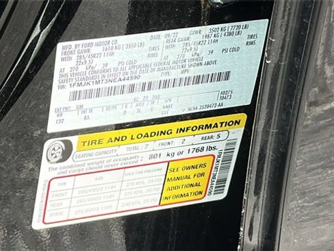 Certified 2022 Ford Expedition Max Platinum image 32