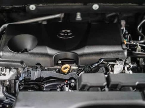 Used 2020 Toyota RAV4 Adventure image 29