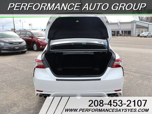 Used 2018 Toyota Camry XSE w/ Driver Assist Package image 13