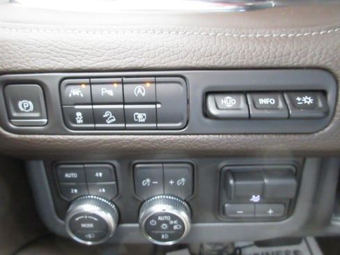 Used 2023 GMC Yukon XL Denali w/ LPO, Floor Liner Package AWD/4WD image 25