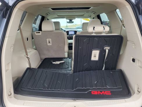 Used 2020 GMC Acadia Denali w/ Denali Ultimate Package AWD/4WD image 25