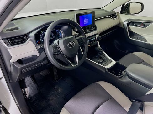 Certified 2024 Toyota RAV4 XLE w/ Convenience Package image 10