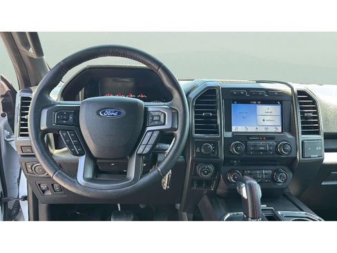 Used 2018 Ford F150 XLT w/ Equipment Group 302A Luxury AWD/4WD image 12