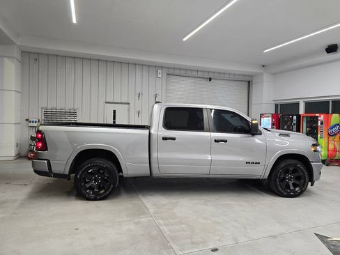 Certified 2025 RAM 1500 Big Horn AWD/4WD image 8