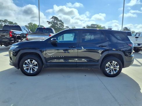 Used 2025 Chevrolet Equinox LT FWD image 9