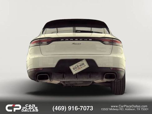 Used 2021 Porsche Macan w/ Premium Package Plus AWD/4WD image 5