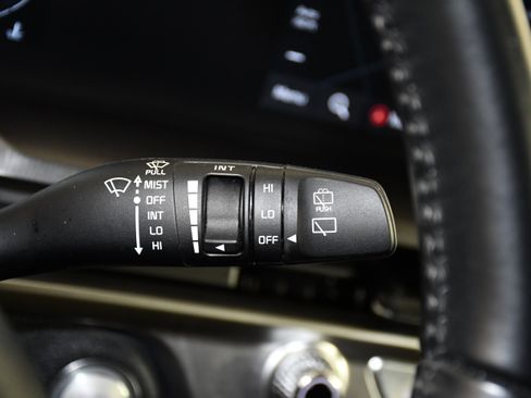 Used 2025 Kia Telluride S AWD/4WD image 23
