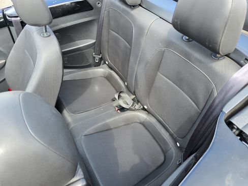 Used 2014 Volkswagen Beetle 2.5 image 25