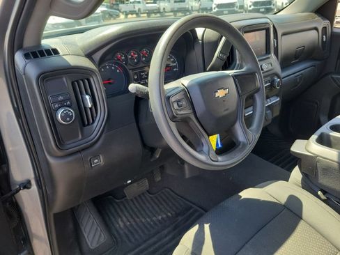 Used 2020 Chevrolet Silverado 1500 Custom w/ Custom Value Package RWD image 10