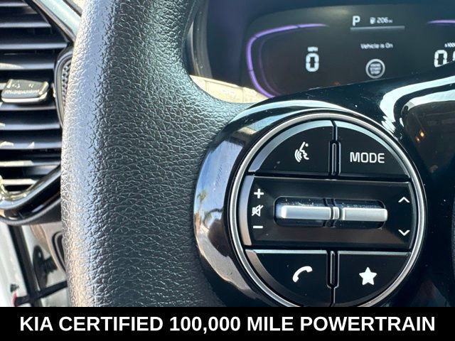 Certified 2025 Kia Soul S FWD image 23