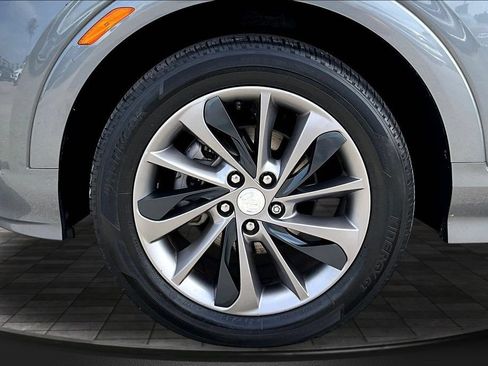 Used 2022 Buick Encore GX Select w/ Sport Touring Package FWD image 35