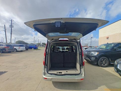 Used 2015 Ford Transit Connect Titanium FWD image 10