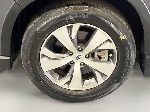 Used 2024 Subaru Ascent Premium w/ Convenience Package AWD/4WD image 31
