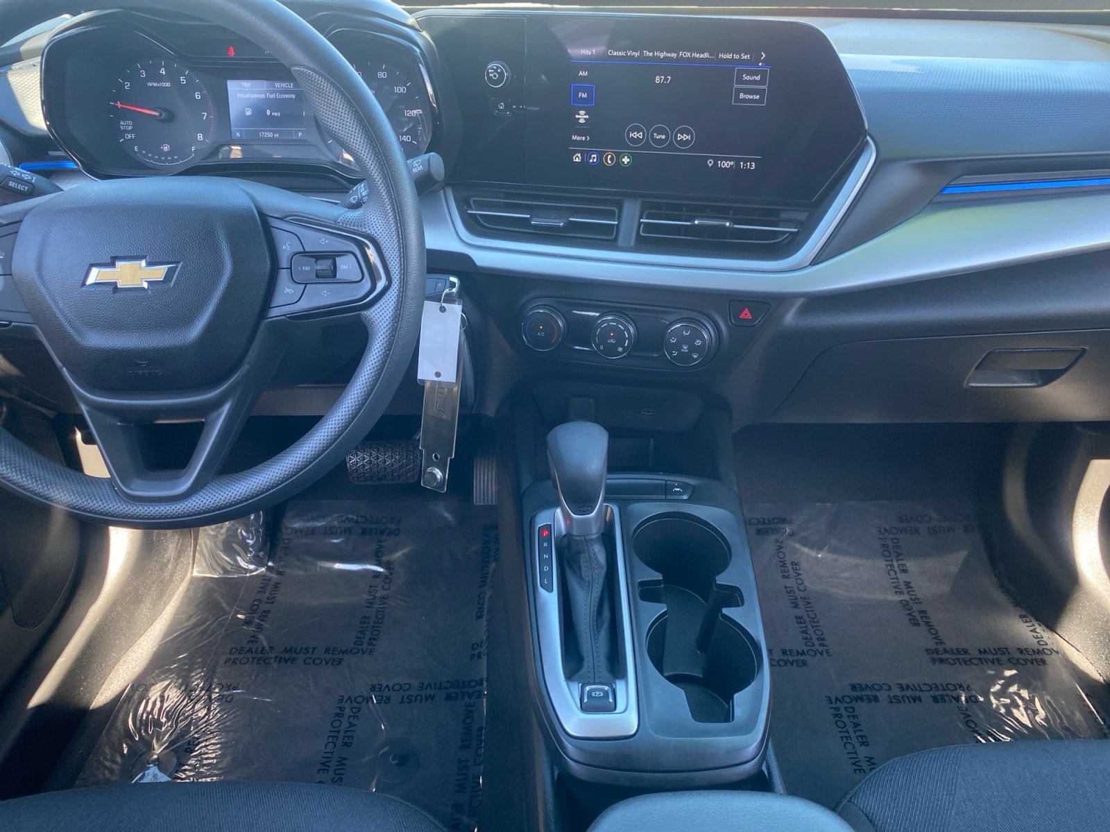 Used 2026 Chevrolet Trax LS FWD image 11