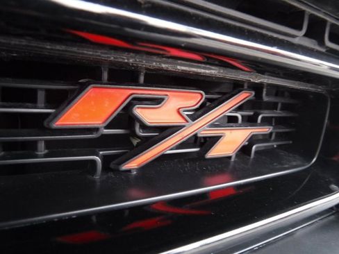 Used 2022 Dodge Challenger R/T Scat Pack w/ Shaker Package image 5