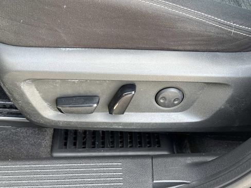 Certified 2022 Nissan Rogue SV image 20