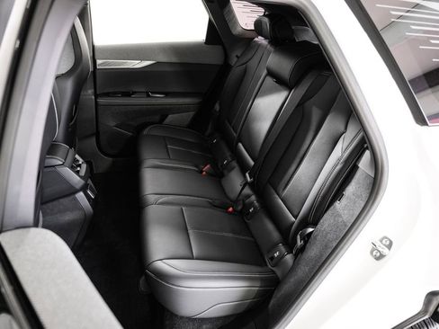 Used 2025 Cadillac Optiq Sport 1 w/ LPO, Floor Liner Package AWD/4WD image 35